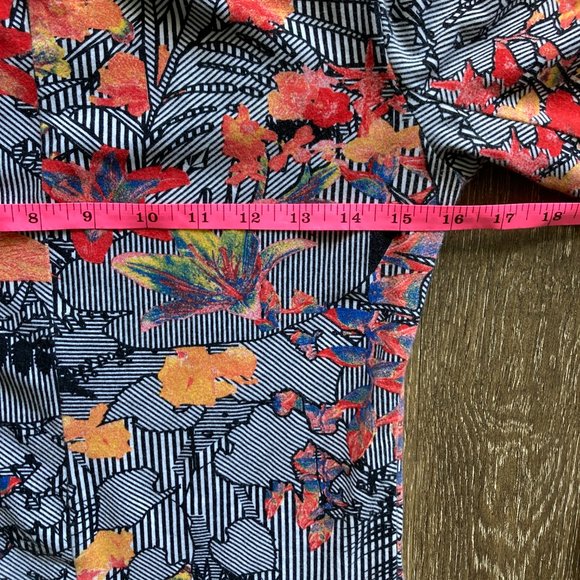 Volcom Walk It Out Mini Bodycon Size M Dress - Picture 6 of 8